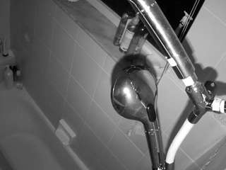 voyeurcam-charleys-bathroom
