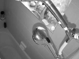 voyeurcam-charleys-bathroom camsoda