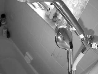voyeurcam-charleys-bathroom