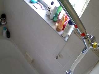 voyeurcam-charleys-bathroom camsoda