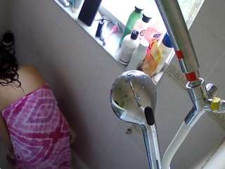 voyeurcam-charleys-bathroom