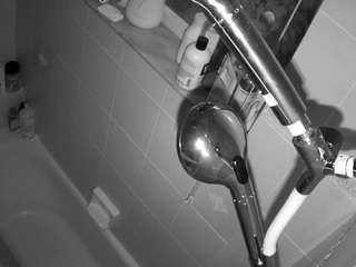 voyeurcam-charle... Live Webcam on CamSoda