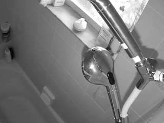 voyeurcam-charleys-bathroom