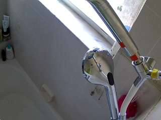 voyeurcam charleys bathroom live webcam on Soda Cams