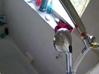 voyeurcam-charleys-bathroom