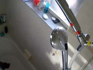 voyeurcam-charleys-bathroom