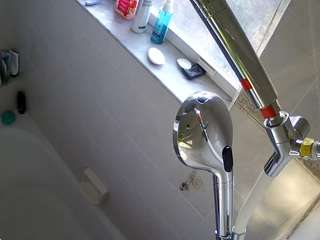 voyeurcam-charleys-bathroom
