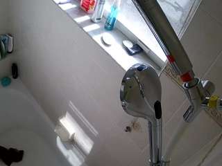 voyeurcam-charleys-bathroom