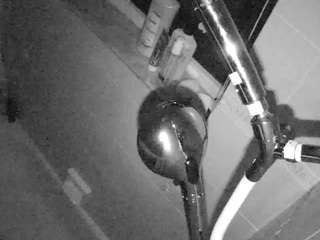 voyeurcam-charleys-bathroom webcam