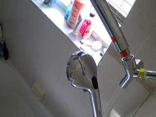 voyeurcam-charleys-bathroom