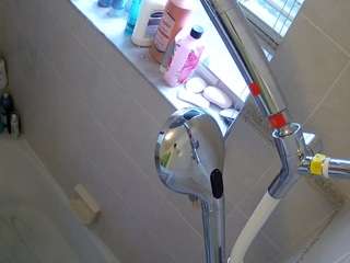 voyeurcam-charleys-bathroom live cam profile