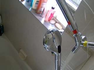 voyeurcam-charleys-bathroom