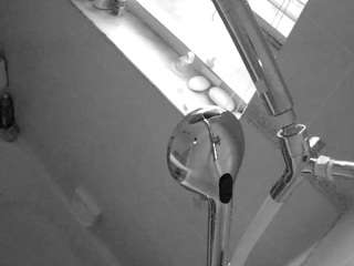 voyeurcam-charleys-bathroom