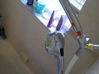 voyeurcam-charleys-bathroom