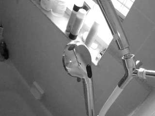 voyeurcam-charleys-bathroom