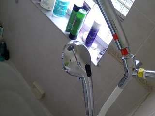 voyeurcam-charleys-bathroom