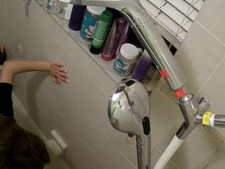 voyeurcam-charleys-bathroom