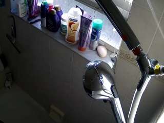 voyeurcam-charleys-bathroom