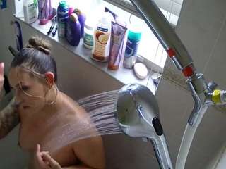 voyeurcam-charleys-bathroom