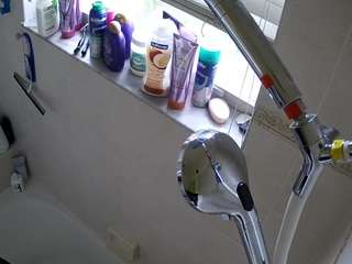 voyeurcam-charleys-bathroom