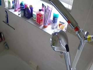 voyeurcam-charleys-bathroom