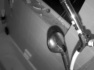 voyeurcam charleys bathroom's Live Sex Cam Show