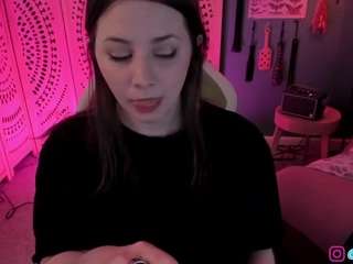 lila-ellis chat