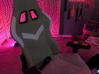 lila-ellis Live Webcam on CamSoda