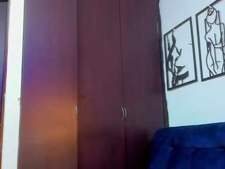  roxanasmiith chat room