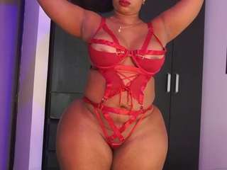 roxanasmiith Live Webcam on CamSoda