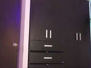 roxanasmiith's live room