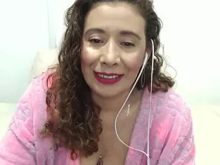 JuliiaLove's Live Sex Cam Show