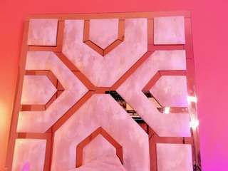 lucianatorres's CamSoda show and profile