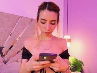 Mia Eatson live webcam show