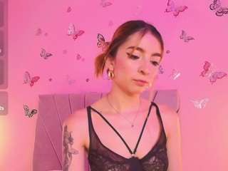 Mia Eatson live cam preview