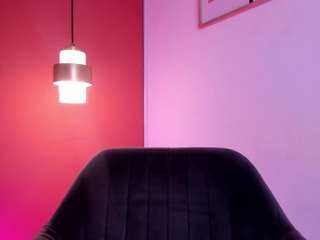 Mia Eatson live cam preview