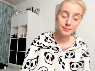 kenziedawton Live Webcam on CamSoda