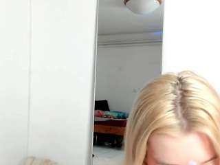 kenziedawton's CamSoda show and profile