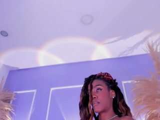 Live webcam model fentydiamond on Soda Cams