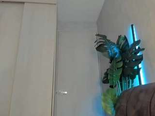  sugarcataleya chat room