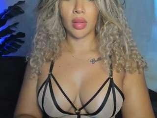 Live webcam model sugarcataleya on Soda Cams