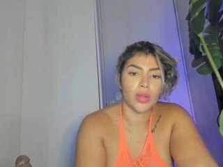 Live webcam model sugarcataleya on Soda Cams