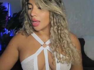 sugarcataleya's CamSoda show and profile