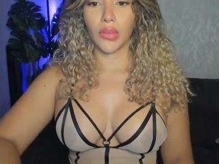 Live webcam model sugarcataleya on Soda Cams