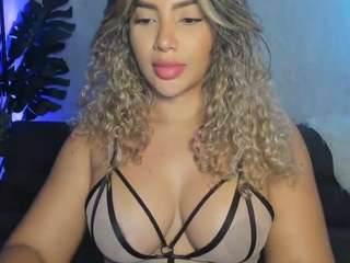 Live webcam model sugarcataleya on Soda Cams