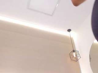 latinfussion's CamSoda show and profile