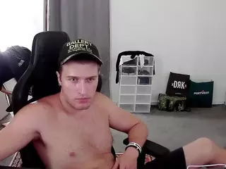 PlkKrisztian's Live Sex Cam Show