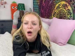 hornygirl1473 Live Webcam on CamSoda