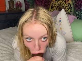 hornygirl1473 Live Webcam on CamSoda