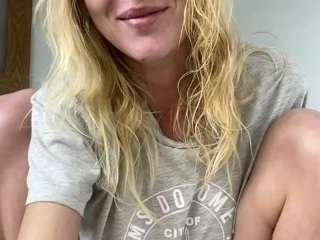 hornygirl1473 Live Webcam on CamSoda